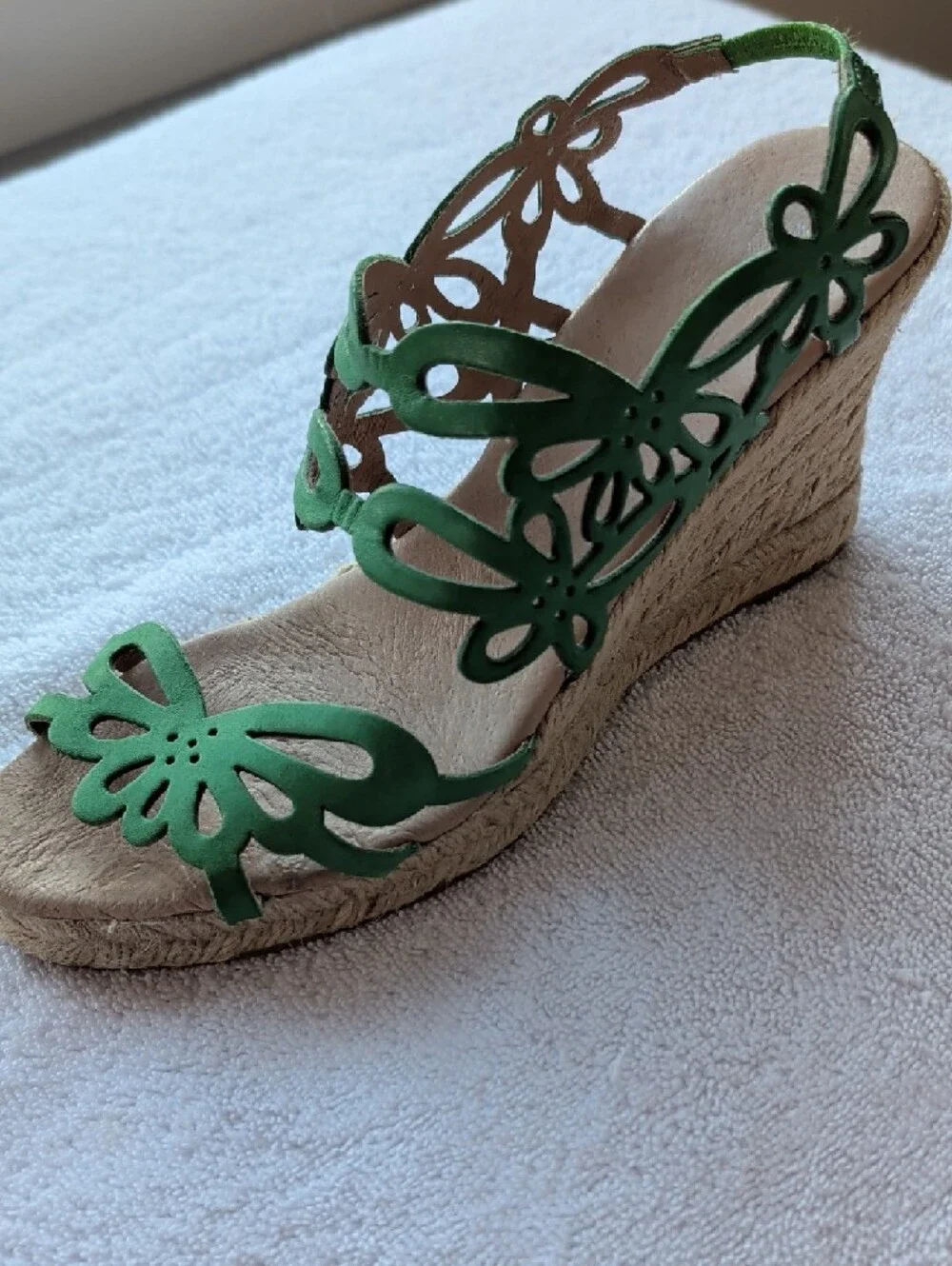 Eric Michael Jillian kelly green laser cut floral pattern wedge espadrilles - Picture 3 of 8
